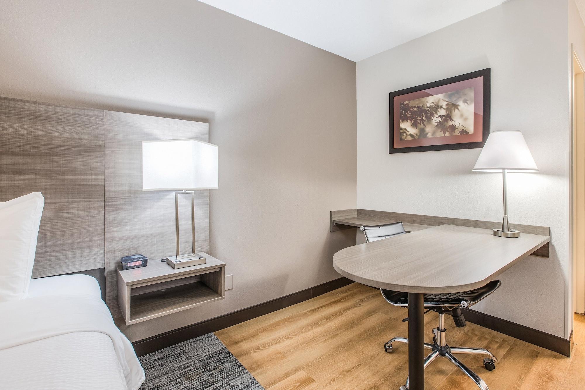 Red Roof Inn Lansing West - Msu Экстерьер фото