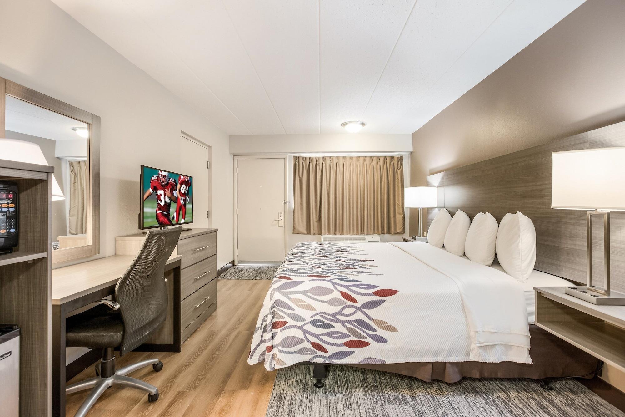 Red Roof Inn Lansing West - Msu Экстерьер фото