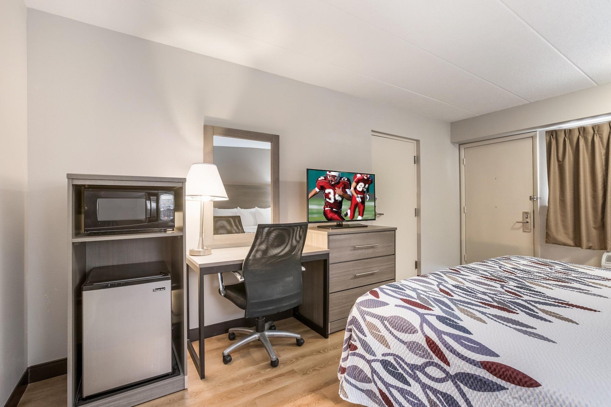 Red Roof Inn Lansing West - Msu Экстерьер фото