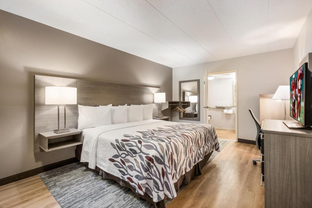 Red Roof Inn Lansing West - Msu Экстерьер фото