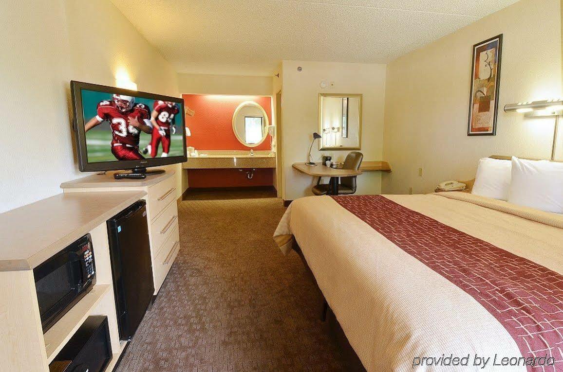 Red Roof Inn Lansing West - Msu Экстерьер фото